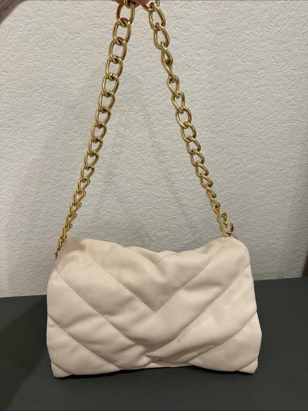 Quilted Cream Chain-Handle Shoulder Bag